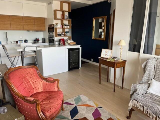 4-bed 12 Apartment